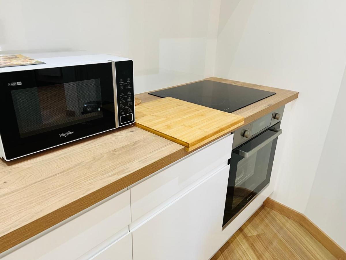 Chic Appartement Type 4 / Parking Prive Reims Exterior foto